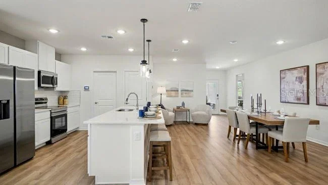 Photo of 8591 OAKSTONE CIRCLE