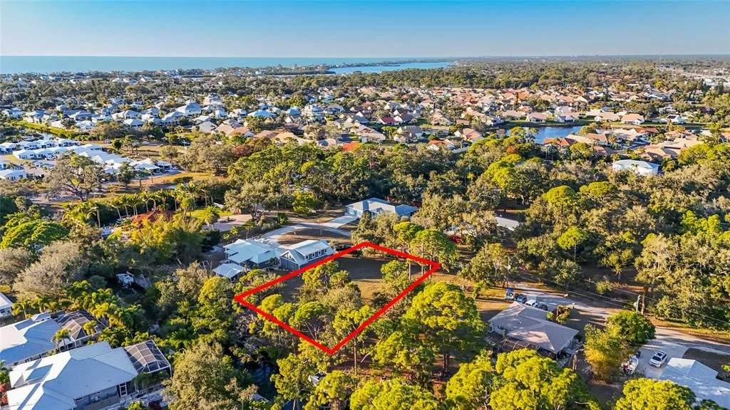 Photo of 405 ESTIL DRIVE N
