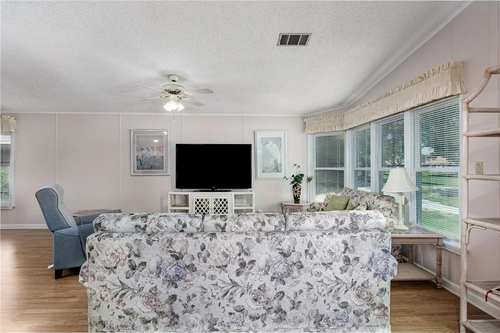 Photo of 8530 COUNTESS AVENUE CIRCLE