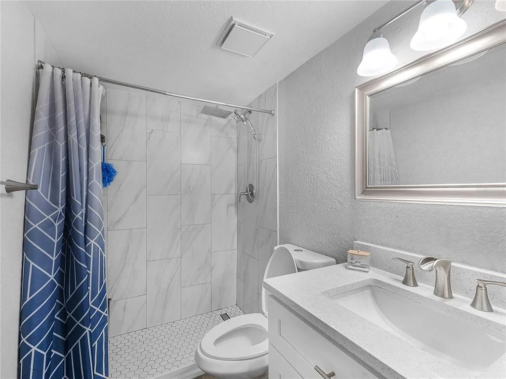 Photo of Unit A at 622 FAIRWAYS CIRCLE