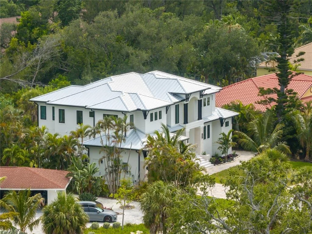 Photo of 626 BUTTONWOOD DRIVE
