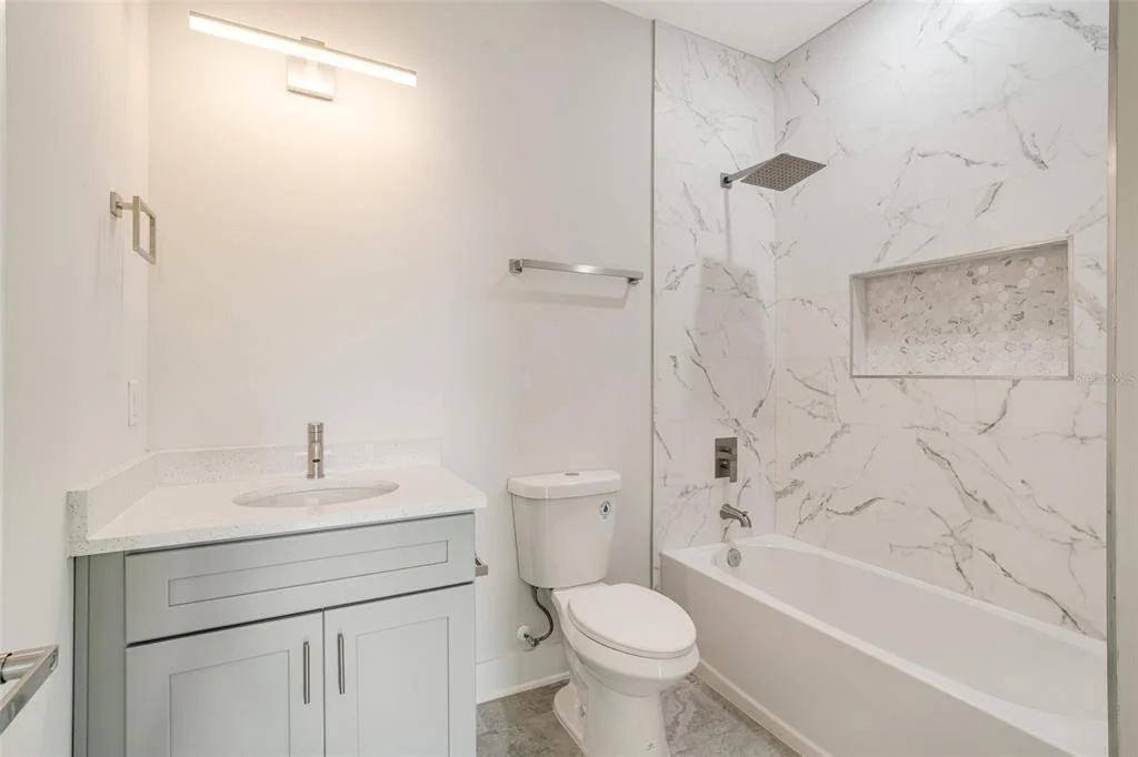 Photo of 384 BAYTREE DRIVE