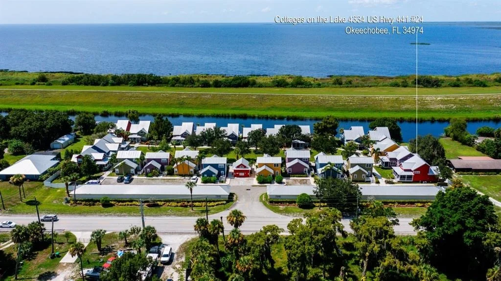 Photo of Unit 24 at 4334 US HIGHWAY 441 SE
