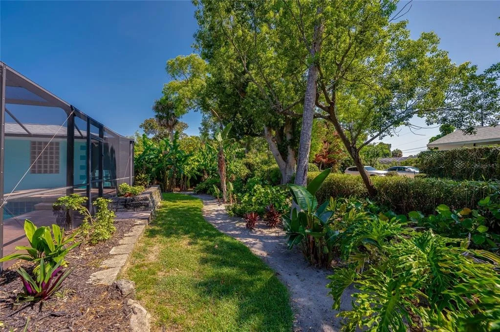 Photo of 697 JOHN ANDERSON DRIVE