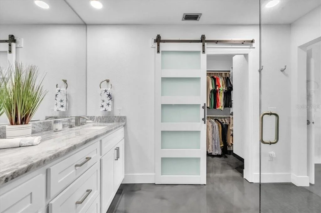Photo of 2424 ROSA LANE