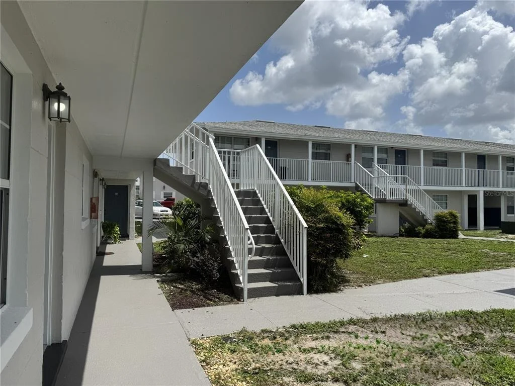 Photo of Unit D36 at 1400 EUDORA ROAD