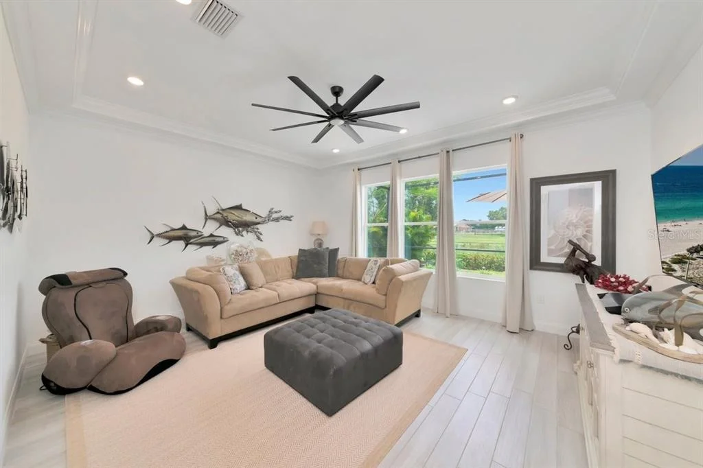 Photo of 4657 ANTRIM DRIVE