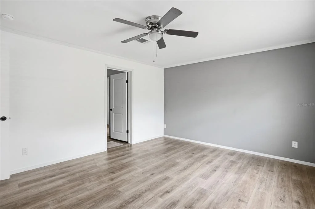 Photo of 9533 ROUND LAKE DRIVE