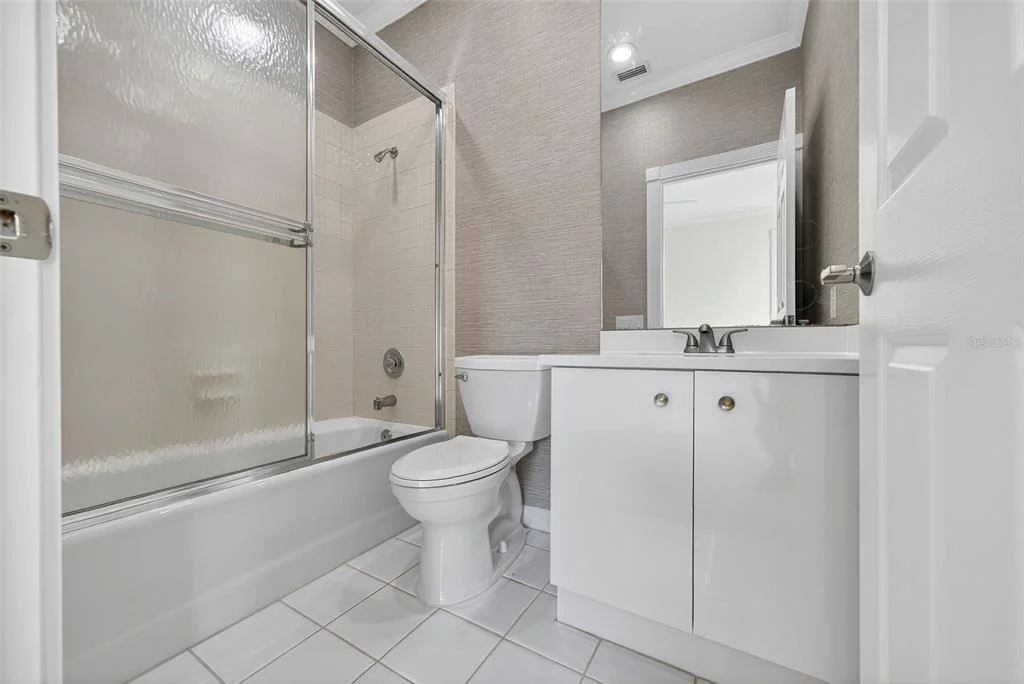 Photo of 3488 MISTLETOE LANE