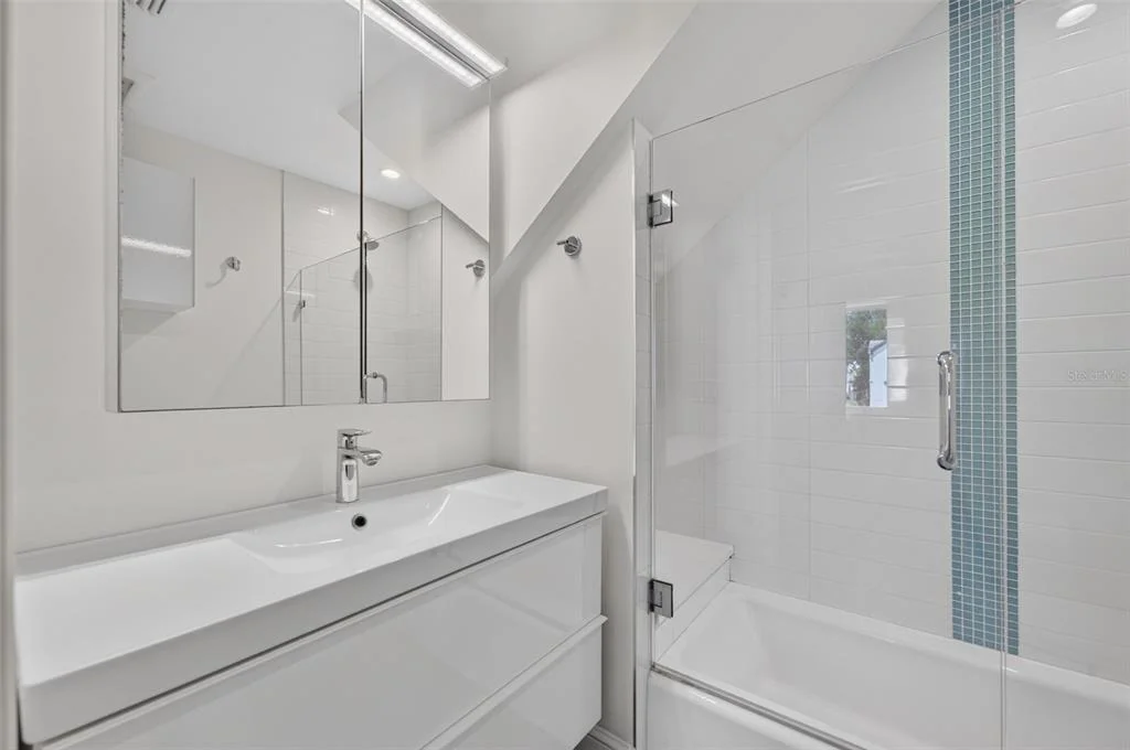 Photo of 720 PANSY AVENUE