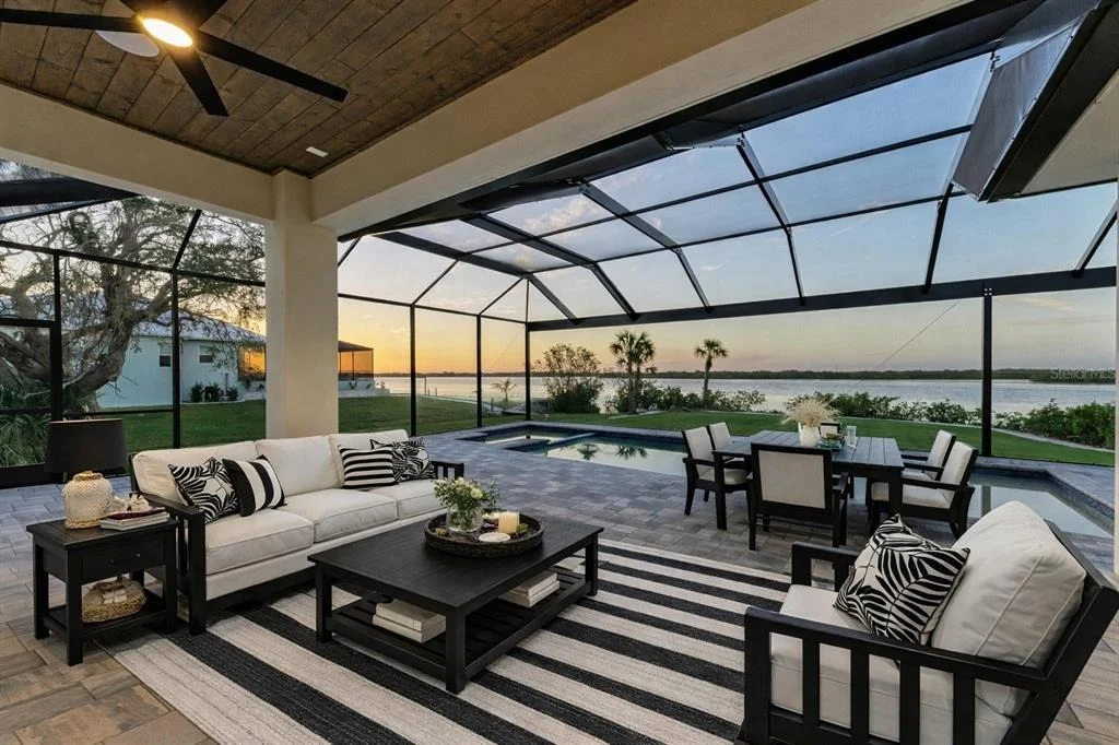 Photo of 6100 RIVERSIDE DRIVE
