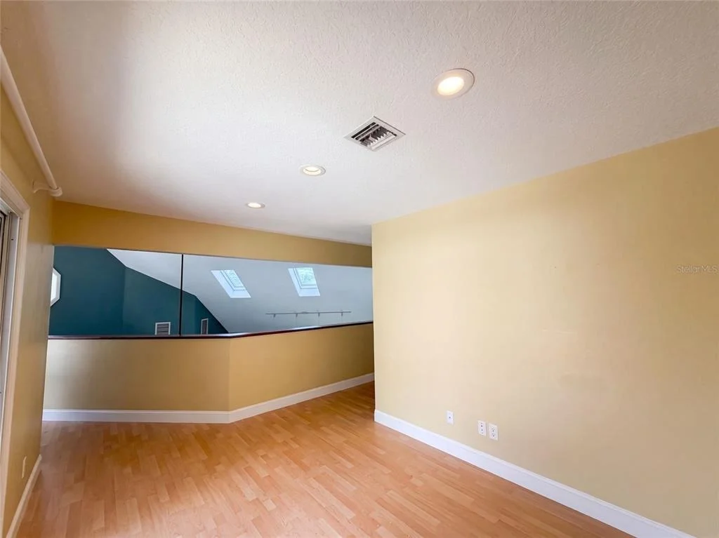 Photo of 4335 SE 8TH STREET