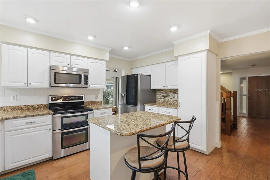 Photo of 117 MEADOWBROOK CIRCLE