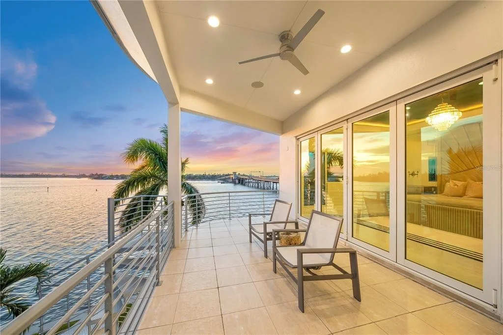 Photo of 1400 SIESTA DRIVE