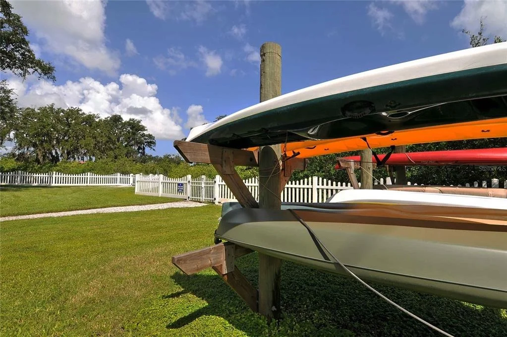 Photo of 4727 COMPASS DRIVE