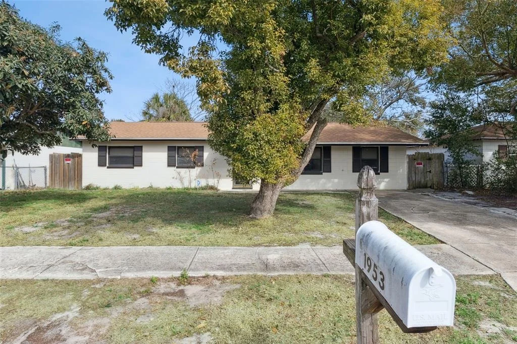 Photo of 1953 LINDA AVENUE