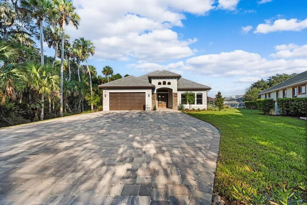 Photo of 46 RIVERVIEW BEND N