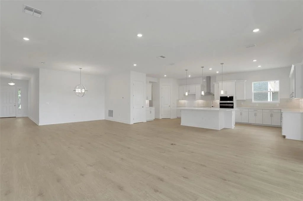Photo of 15160 TEA TREE DRIVE