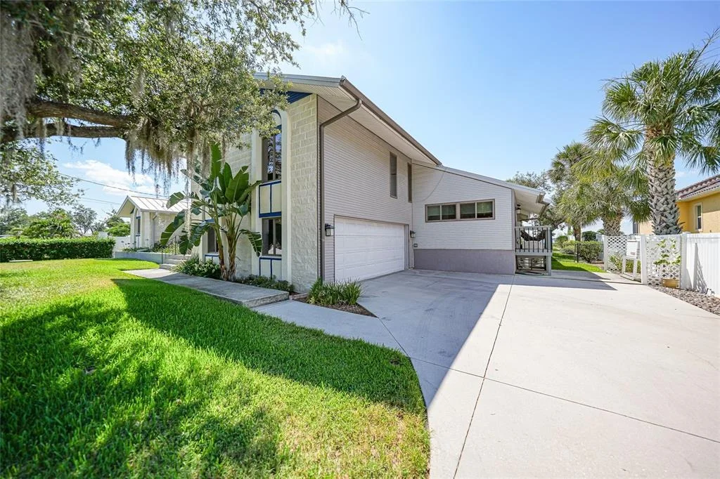 Photo of 4460 NORTHSHORE DRIVE