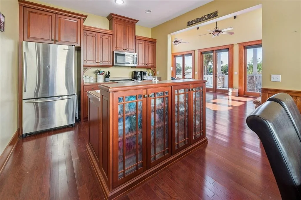 Photo of 1410 SE MAGNOLIA DRIVE