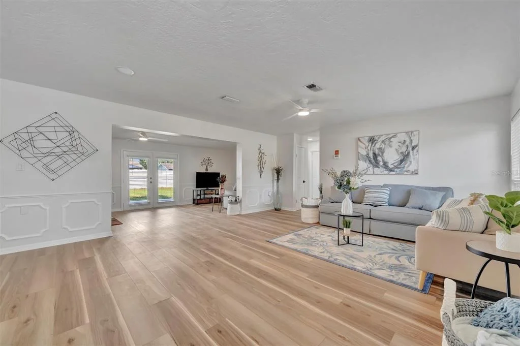 Photo of 6209 FLAMINGO DRIVE