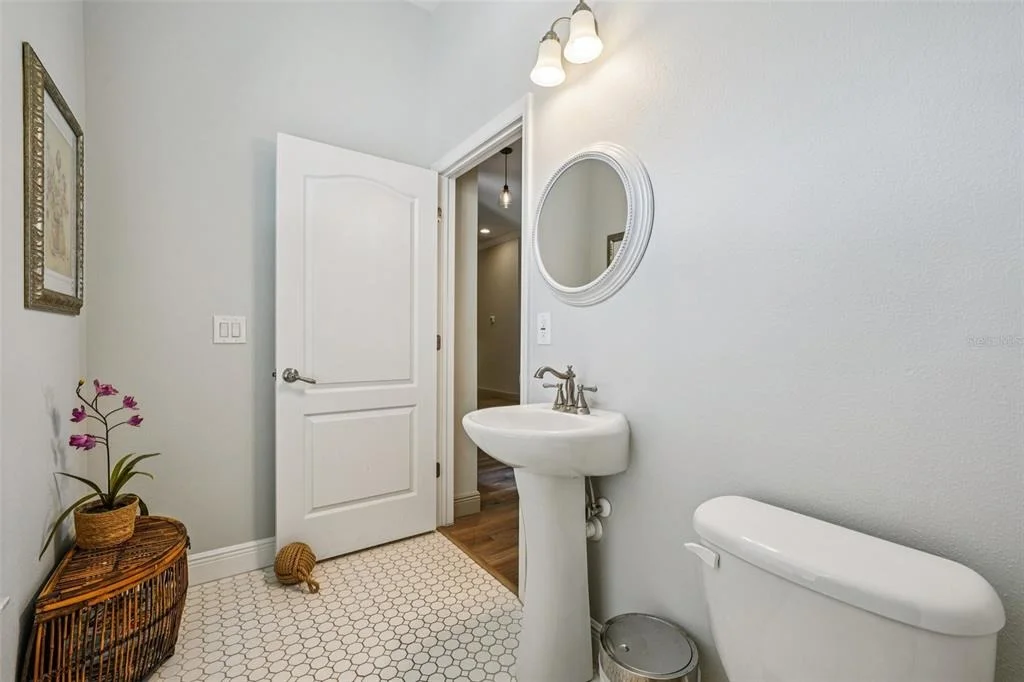 Photo of 11325 HIDDEN VALLEY LANE