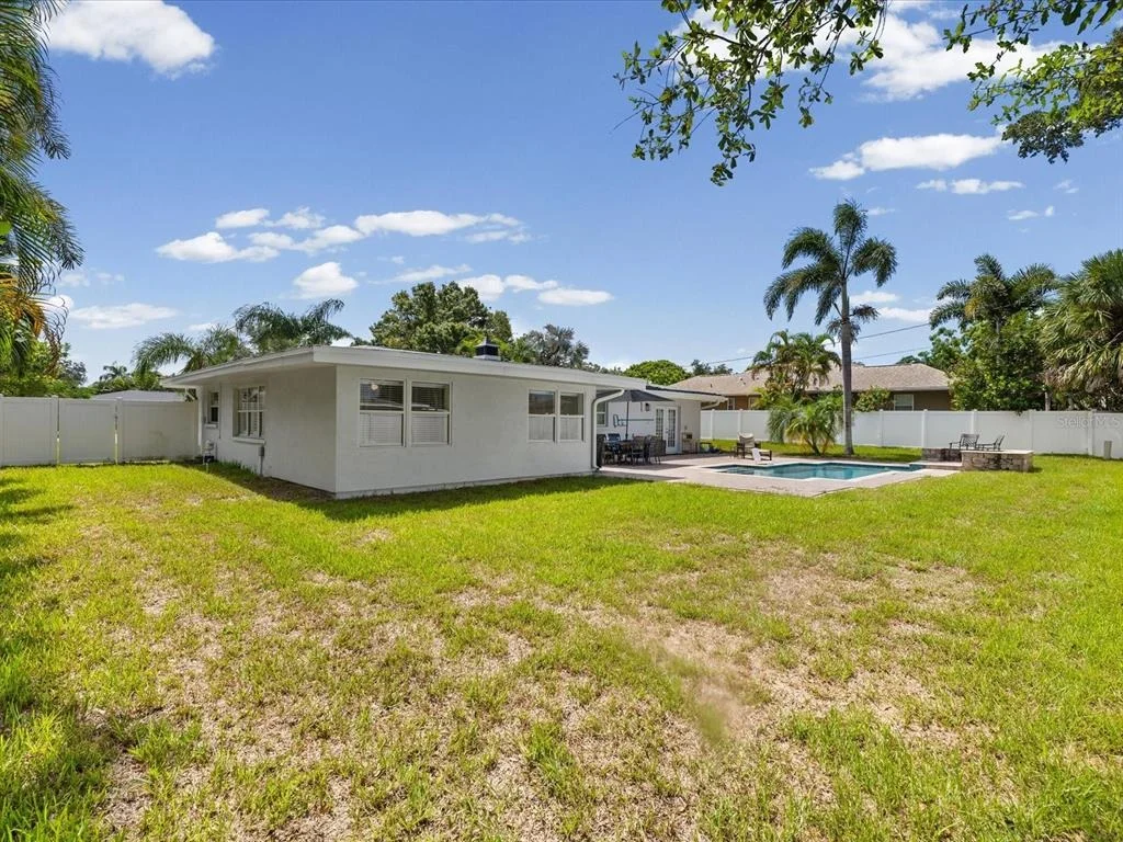 Photo of 118 LIVE OAK LANE