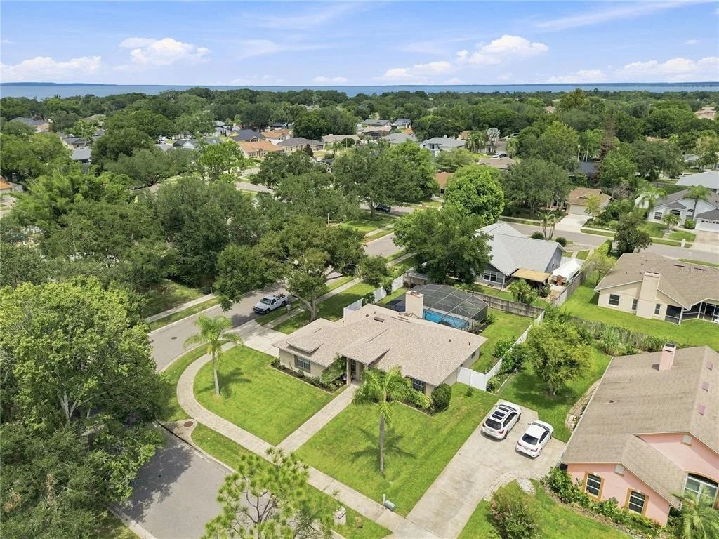 Photo of 1009 SPRING LOOP WAY