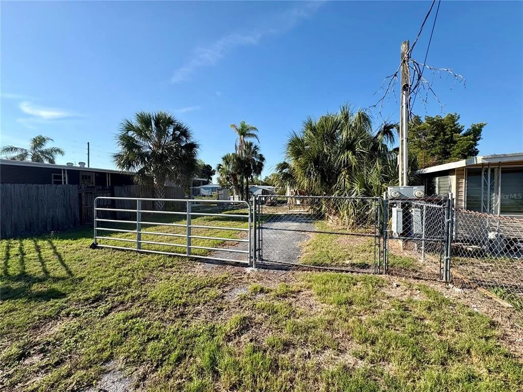 Photo of 6832 ALBATROSS LANE