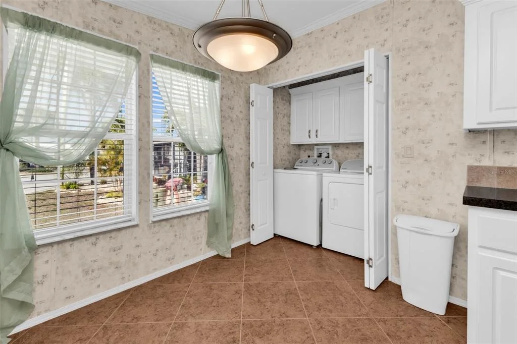 Photo of 634 LEISURE