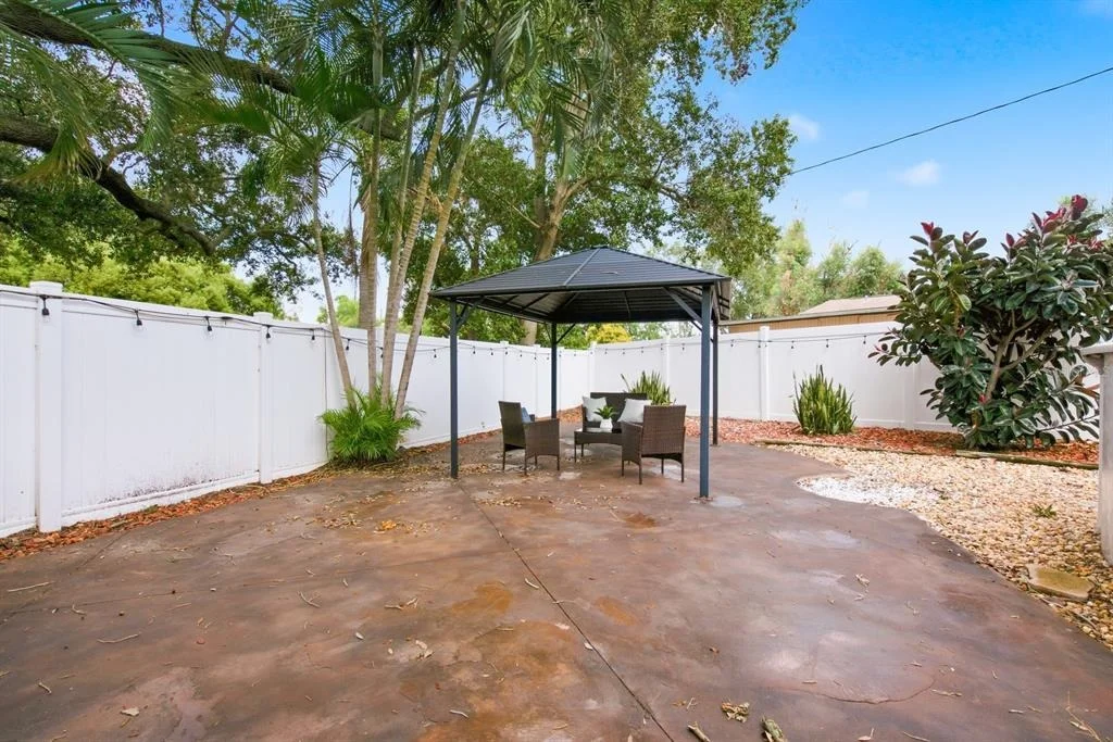 Photo of 961 LEXINGTON DRIVE