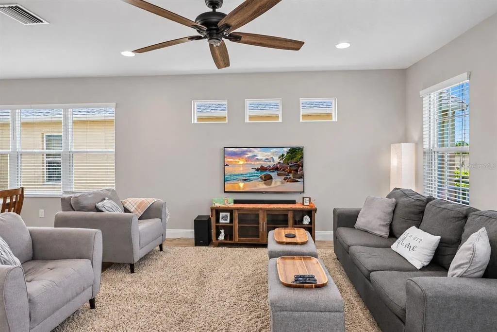 Photo of 3820 SHIMMERING OAKS DRIVE
