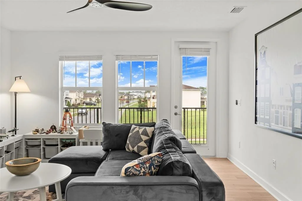 Photo of 660 VERIDIAN CIRCLE NW