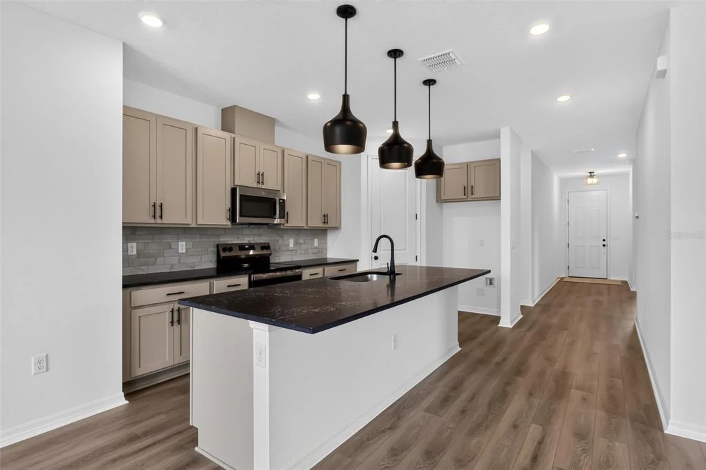 Photo of 1623 CANE BAMBOO DRIVE