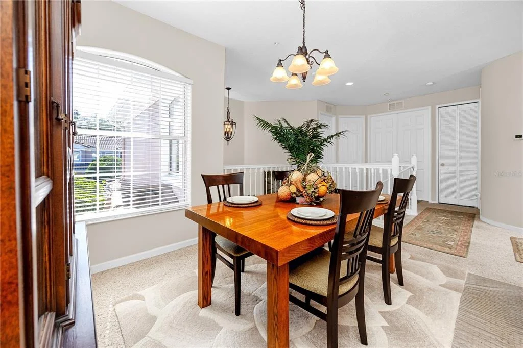Photo of 894 LANTERN WAY