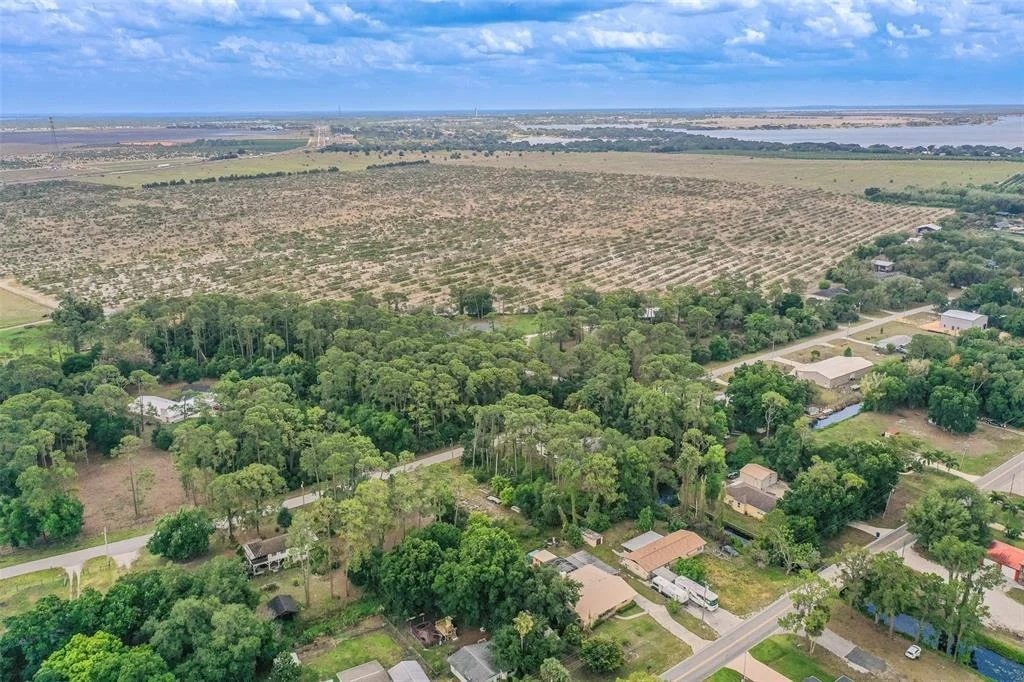 Photo of 305 CLOVERLEAF ROAD