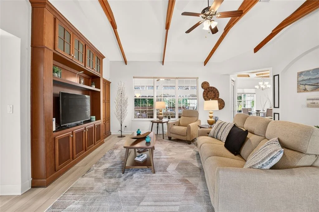 Photo of 914 SE 43RD STREET