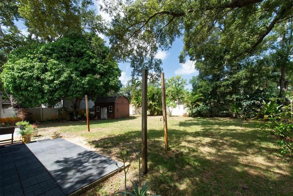 Photo of 12812 LAKE DRIVE
