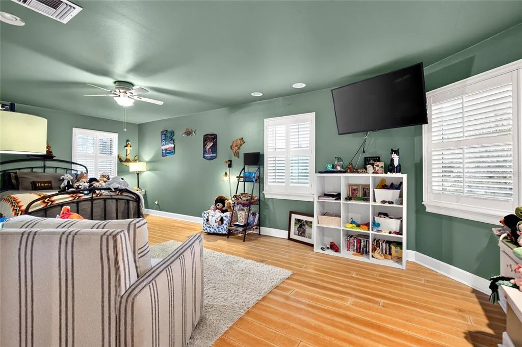 Photo of 9945 REDS LANE