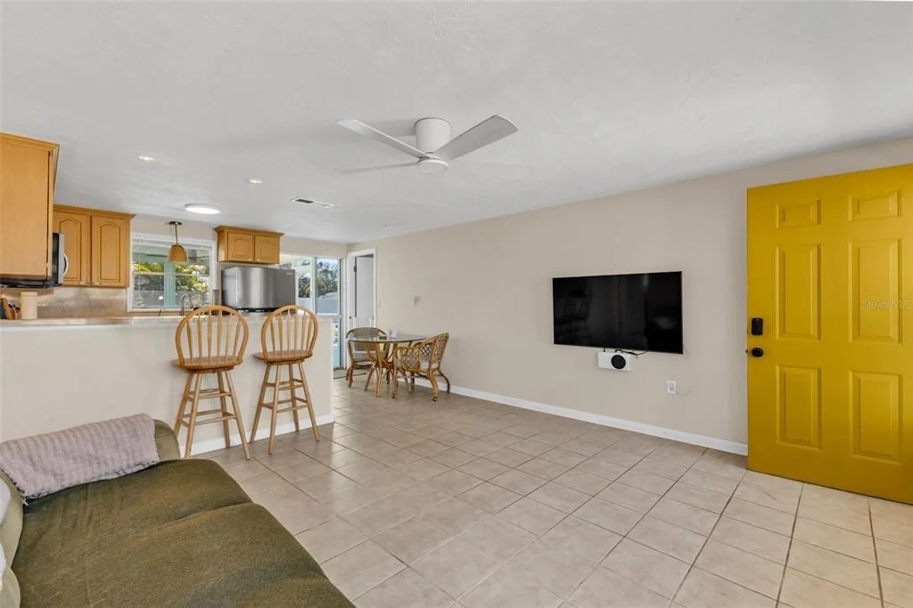 Photo of 960 DARWIN ROAD