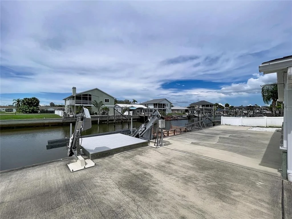 Photo of 7401 ISLANDER LANE