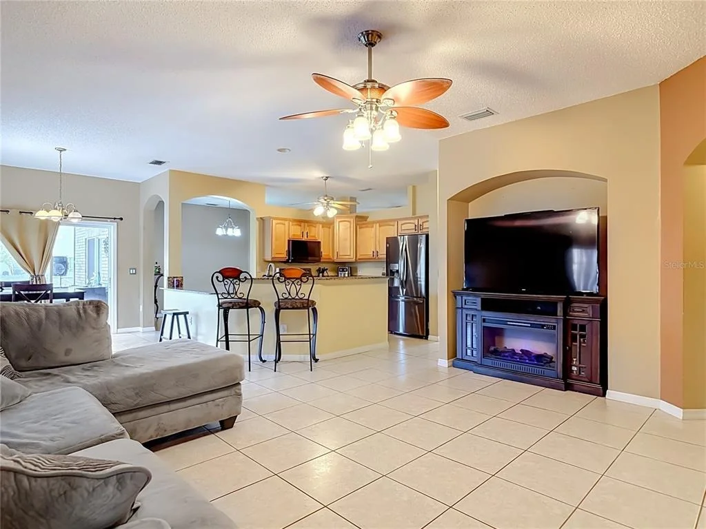 Photo of 2136 CARLA DRIVE