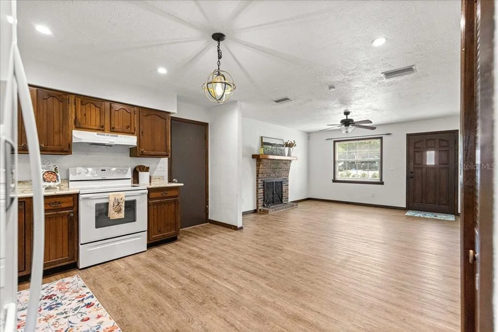 Photo of 5741 NE 4TH PLACE