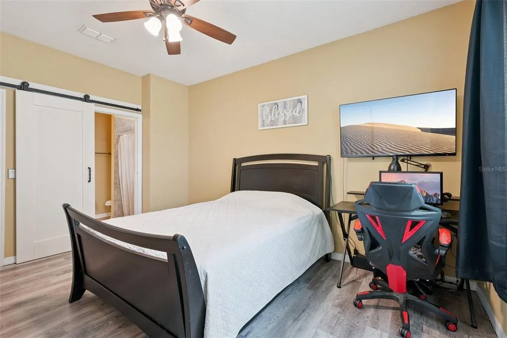 Photo of 4880 POOLSIDE DRIVE