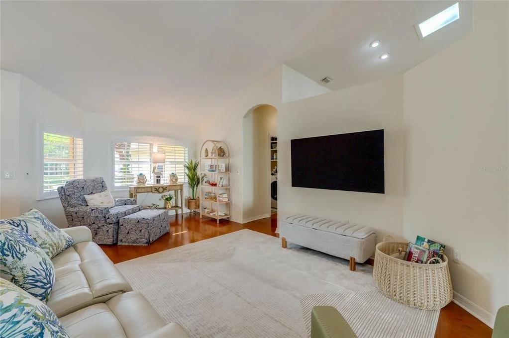 Photo of 30 EVANS DRIVE