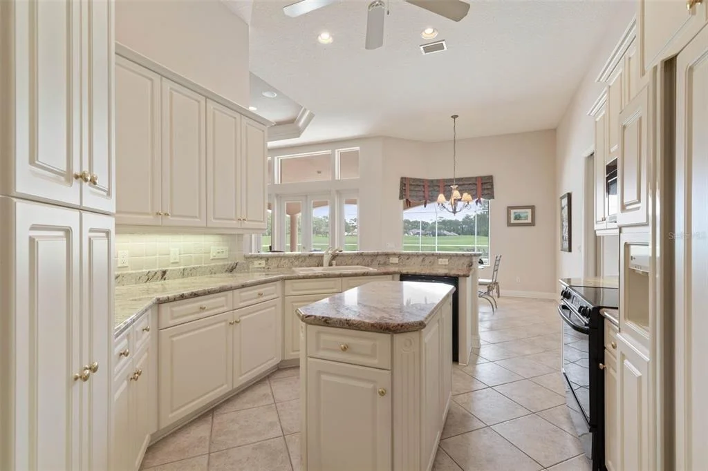 Photo of 1023 HAMPSTEAD LANE