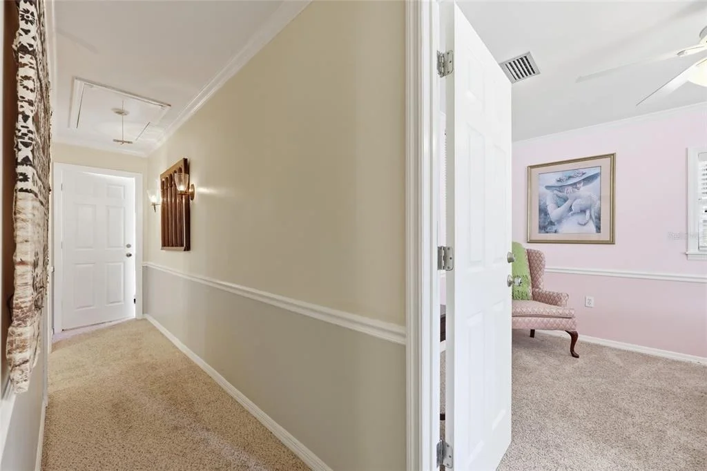 Photo of 936 N BAKER STREET