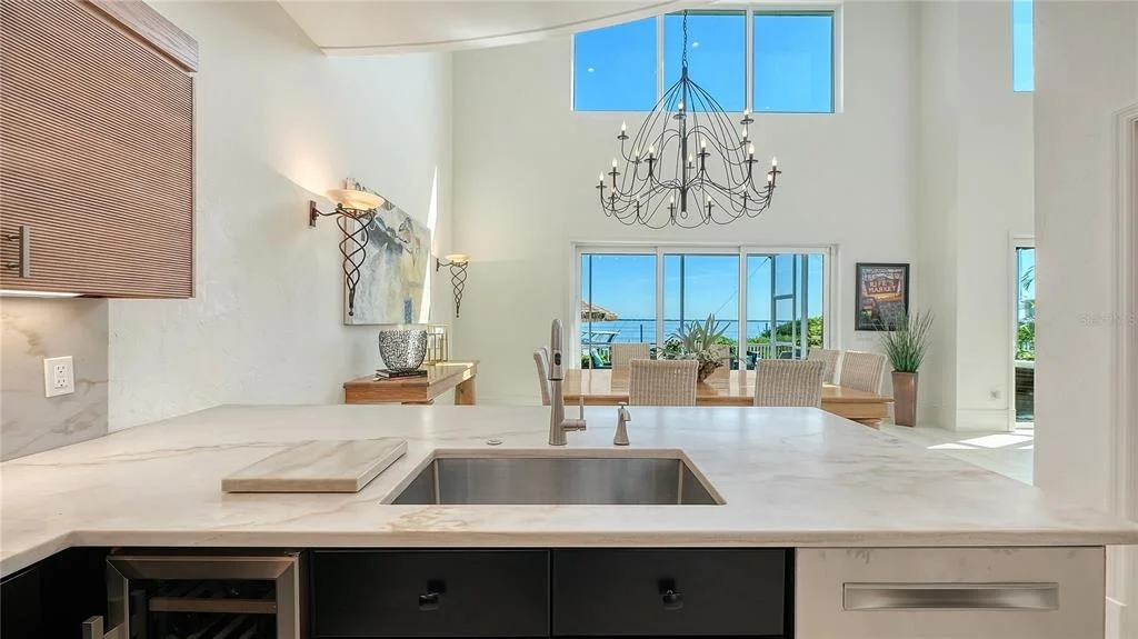 Photo of 3530 MISTLETOE LANE