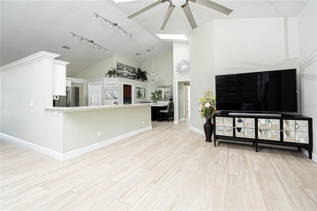 Photo of 12845 FORESTEDGE CIRCLE