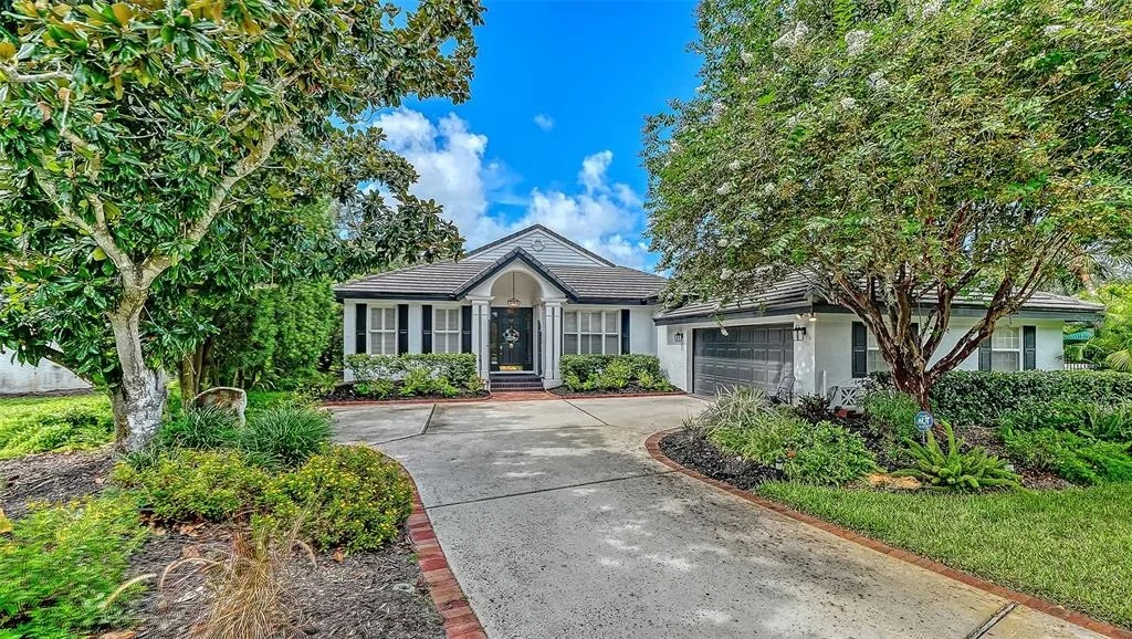 Photo of 17 BAYHEAD LANE